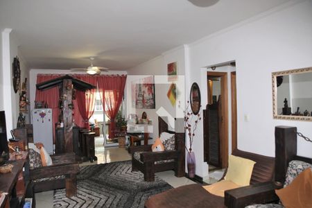 Sala de apartamento para alugar com 2 quartos, 124m² em Vila Tupi, Praia Grande