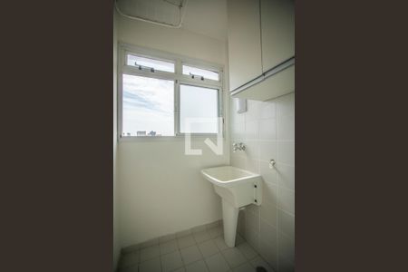 Área de Serviço de apartamento para alugar com 2 quartos, 54m² em Vila Alexandria, São Paulo