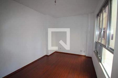 Apartamento para alugar com 85m², 2 quartos e 1 vaga Apartamento para alugar com 85m², 2 quartos e 1 vagaQuarto 2