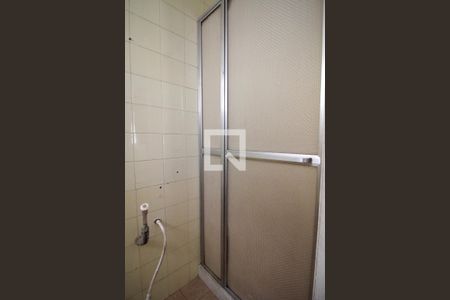 Apartamento para alugar com 85m², 2 quartos e 1 vaga Apartamento para alugar com 85m², 2 quartos e 1 vagaBanheiro de Serviço