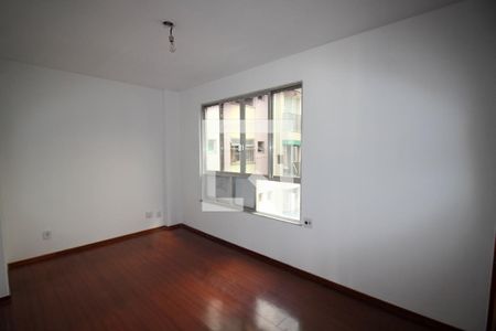Apartamento para alugar com 85m², 2 quartos e 1 vaga Apartamento para alugar com 85m², 2 quartos e 1 vagaQuarto 2