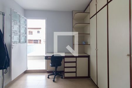 Casa à venda com 185m², 4 quartos e 3 vagasQuarto 1