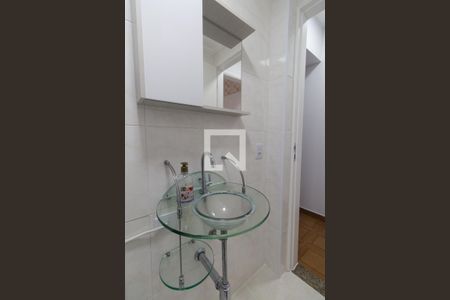 Lavabo de casa à venda com 4 quartos, 185m² em Chácara Seis de Outubro, São Paulo