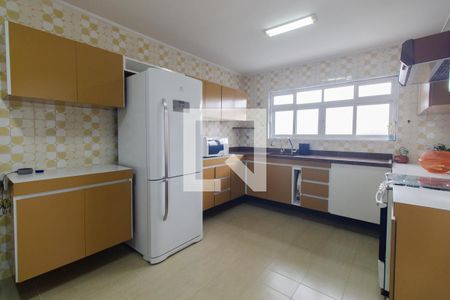 Casa à venda com 185m², 4 quartos e 3 vagasCozinha