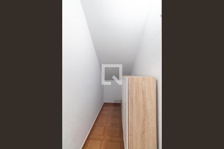 Depósito de casa à venda com 4 quartos, 185m² em Chácara Seis de Outubro, São Paulo