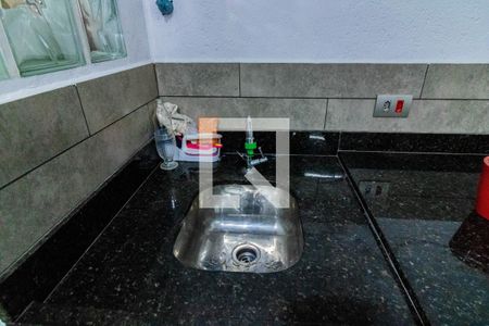 Casa à venda com 130m², 3 quartos e 3 vagas Casa à venda com 130m², 3 quartos e 3 vagasDetalhe áre de serviço