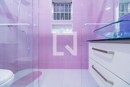 Casa à venda com 130m², 3 quartos e 3 vagas Casa à venda com 130m², 3 quartos e 3 vagasDetalhe do banheiro