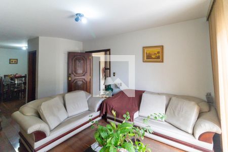 Sala de casa à venda com 3 quartos, 350m² em Vila Monumento, São Paulo