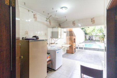 Casa à venda com 350m², 3 quartos e 2 vagasÁrea de serviço