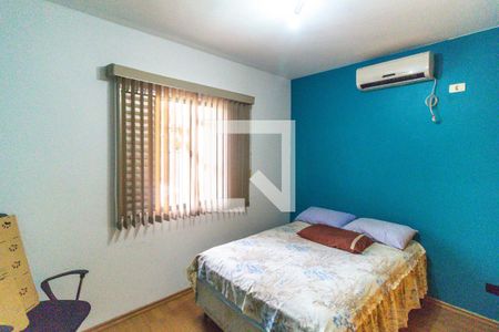 Casa à venda com 350m², 3 quartos e 2 vagasQuarto 3