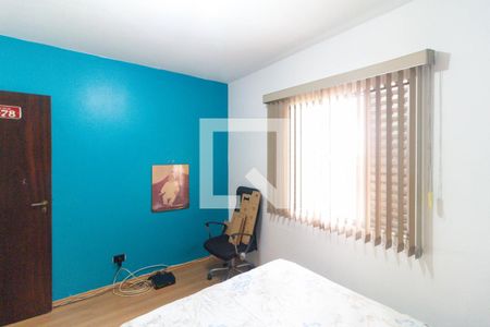 Casa à venda com 350m², 3 quartos e 2 vagasQuarto 3