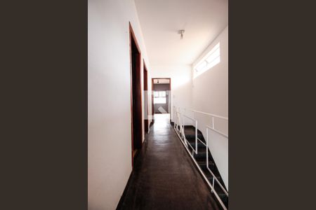 Casa à venda com 250m², 3 quartos e 3 vagasCorredor