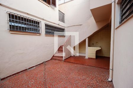 Casa à venda com 250m², 3 quartos e 3 vagasQuintal