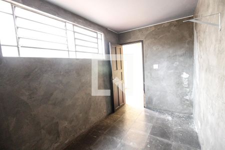 Casa à venda com 250m², 3 quartos e 3 vagasQuarto de serviço 1