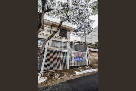 Casa à venda com 250m², 3 quartos e 3 vagasFachada