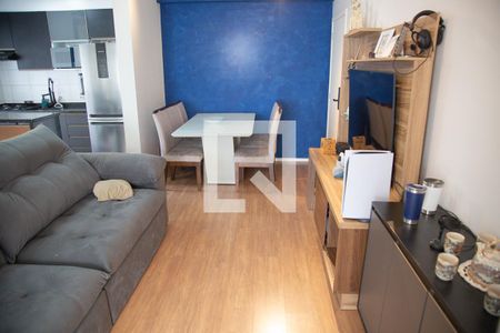 Apartamento para alugar com 74m², 2 quartos e 1 vagaSala