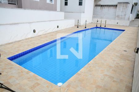 Apartamento para alugar com 55m², 2 quartos e 1 vagaÁrea comum - Piscina