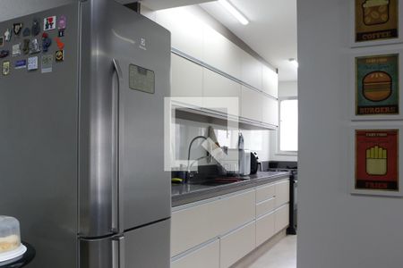 Apartamento para alugar com 94m², 3 quartos e 2 vagas Apartamento para alugar com 94m², 3 quartos e 2 vagasCozinha