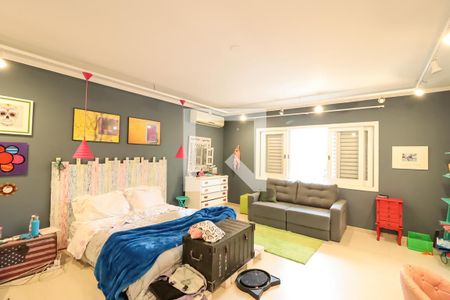 Casa à venda com 1200m², 6 quartos e sem vagaSuíte 4