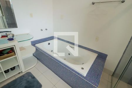 Casa à venda com 1200m², 6 quartos e sem vagaBanheiro da Suíte 2