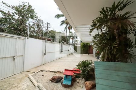 Casa à venda com 1200m², 6 quartos e sem vagaGaragem