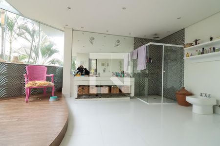 Casa à venda com 1200m², 6 quartos e sem vagaBanheiro da Suíte 1