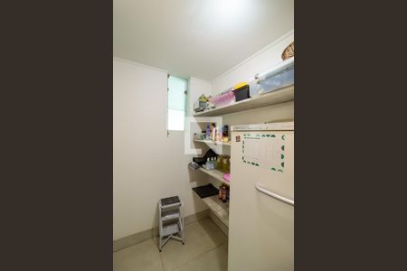 Casa à venda com 1200m², 6 quartos e sem vagaDespensa
