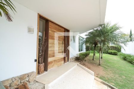 Casa à venda com 1200m², 6 quartos e sem vagaEntrada