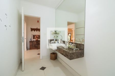 Casa à venda com 1200m², 6 quartos e sem vagaLavabo