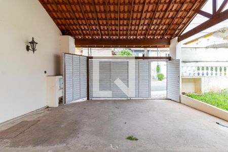 Casa para alugar com 300m², 3 quartos e 6 vagasGaragem
