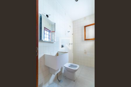 Casa para alugar com 300m², 3 quartos e 6 vagasBanheiro