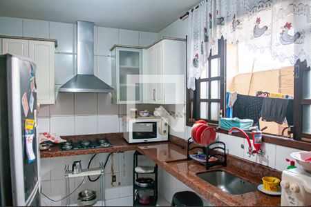 Casa à venda com 91m², 2 quartos e 2 vagascozinha