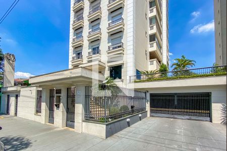 Apartamento para alugar com 133m², 3 quartos e 3 vagas Apartamento para alugar com 133m², 3 quartos e 3 vagasFachada