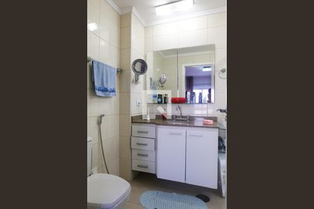 Apartamento para alugar com 133m², 3 quartos e 3 vagas Apartamento para alugar com 133m², 3 quartos e 3 vagasBanheiro da Suite