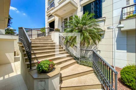 Apartamento para alugar com 133m², 3 quartos e 3 vagas Apartamento para alugar com 133m², 3 quartos e 3 vagasEntrada