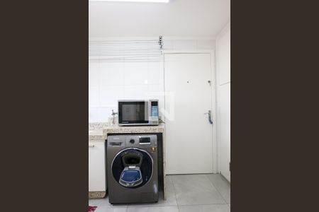 Apartamento para alugar com 133m², 3 quartos e 3 vagas Apartamento para alugar com 133m², 3 quartos e 3 vagasLavanderia