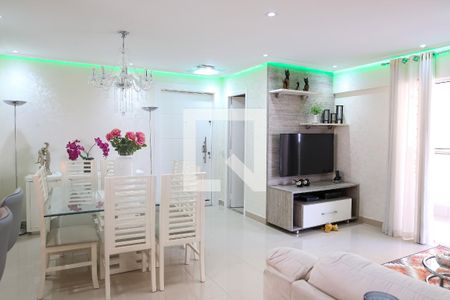 Apartamento para alugar com 133m², 3 quartos e 3 vagas Apartamento para alugar com 133m², 3 quartos e 3 vagasSala