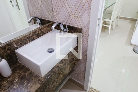 Apartamento para alugar com 133m², 3 quartos e 3 vagas Apartamento para alugar com 133m², 3 quartos e 3 vagasLavabo