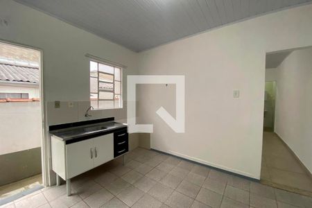 Sala/Cozinha de casa para alugar com 1 quarto, 35m² em Vila Gumercindo, São Paulo