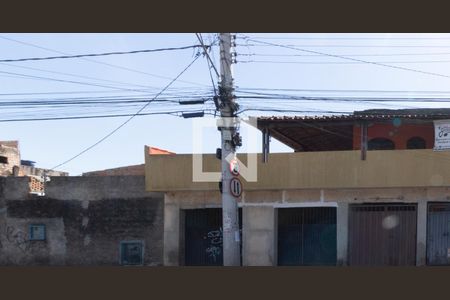 Fachada de casa à venda com 2 quartos, 360m² em Parque Duval de Barros, Contagem