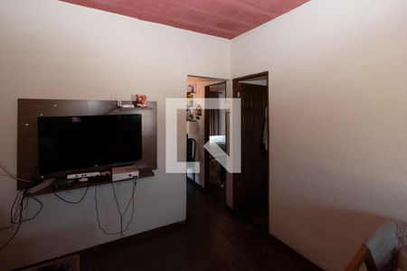 Sala de casa à venda com 2 quartos, 360m² em Parque Duval de Barros, Contagem