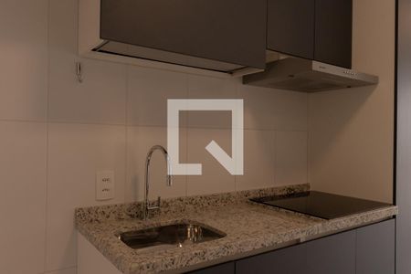 Cozinha de apartamento à venda com 1 quarto, 32m² em Pinheiros, São Paulo