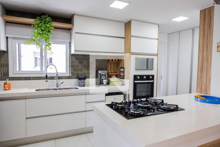 Apartamento à venda com 120m², 2 quartos e 2 vagas Apartamento à venda com 120m², 2 quartos e 2 vagasCozinha