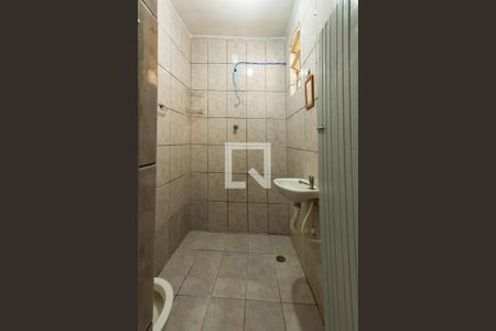 Banheiro de casa para alugar com 1 quarto, 35m² em Vila Prudente, São Paulo