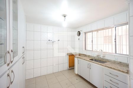 Casa à venda com 147m², 4 quartos e 2 vagasCozinha
