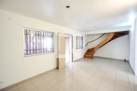 Sala de casa à venda com 4 quartos, 147m² em Cidade Mãe do Céu, São Paulo