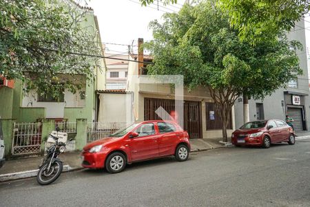 Casa à venda com 147m², 4 quartos e 2 vagasFachada