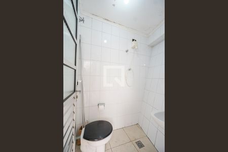 Casa à venda com 147m², 4 quartos e 2 vagasBanheiro de serviço