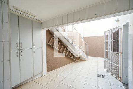 Casa à venda com 147m², 4 quartos e 2 vagasQuintal