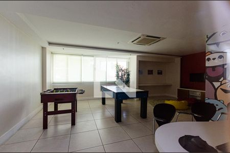 Apartamento à venda com 98m², 2 quartos e 1 vagaÁrea comum